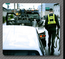 Repossession Agent Towing a car in Phoenix